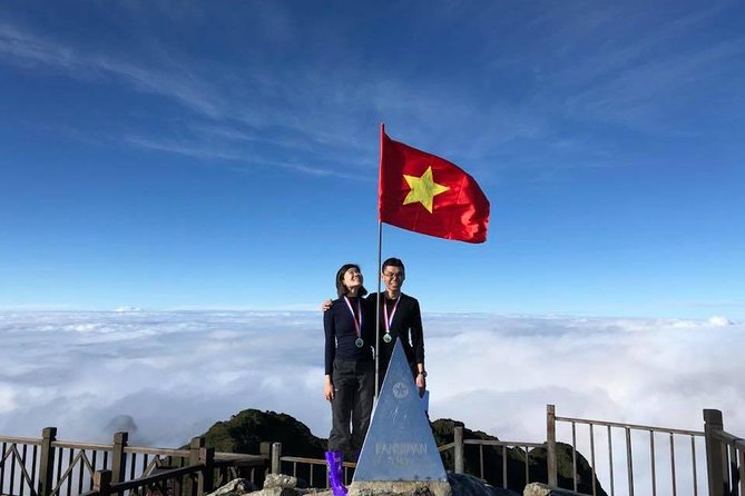 1 day Fansipan Trekking - Forest, streams, and the first uphill miles