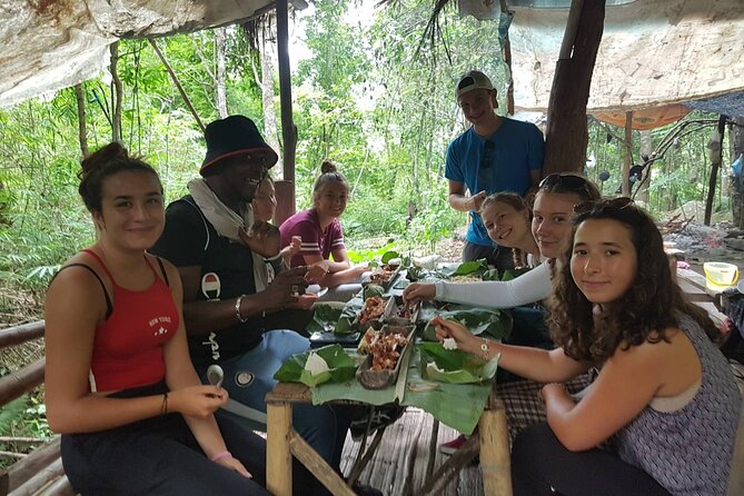 1 Day Trekking in Chiang Mai - Meeting a local hilltribe community