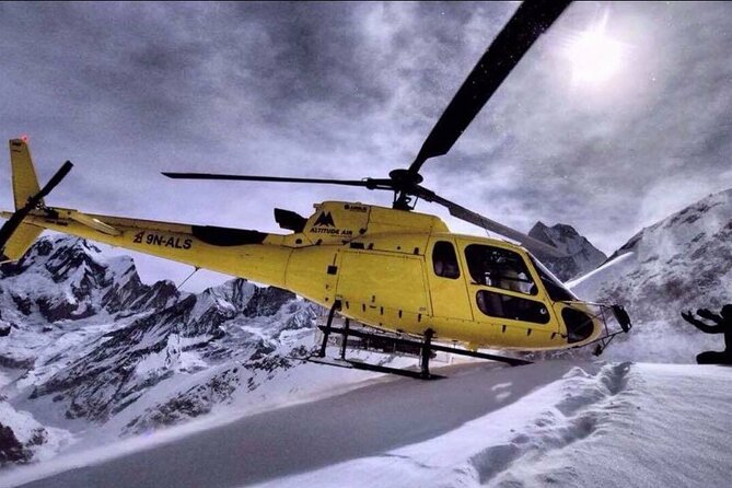 12 Days Everest Base Camp Trek - Days 1 and 2: Lukla, Phakding, and the first hard climb