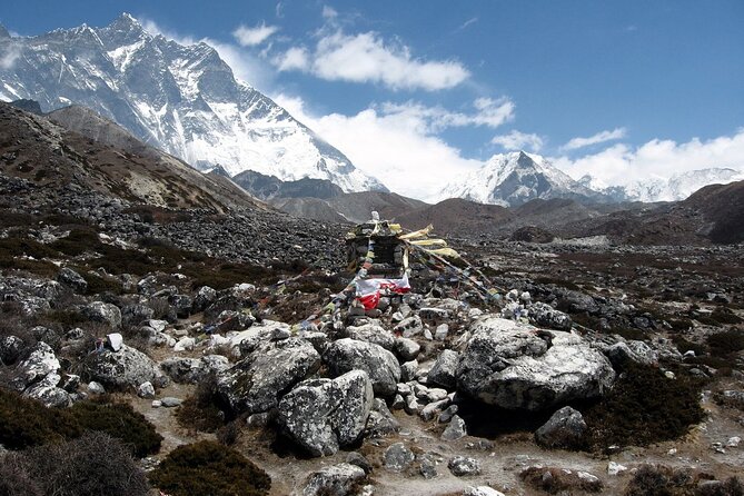 12 Days Everest Base Camp Trek - Lukla to Phakding, A Gentle First Walk