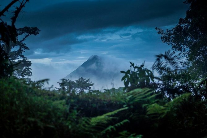 2-Day Extreme Nature Hike from La Fortuna to Monteverde - Day two: from jungle trail to Monteverde farmland