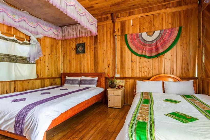 2-Day Sa Pa Ethnic Homestay Tour & Trek with Limousine Bus - Lao Chai and the Black Hmong villages