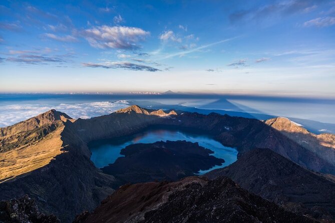 3D/2N Rinjani trekking summit,lake and hot springs. - What the three-day Rinjani route is really like