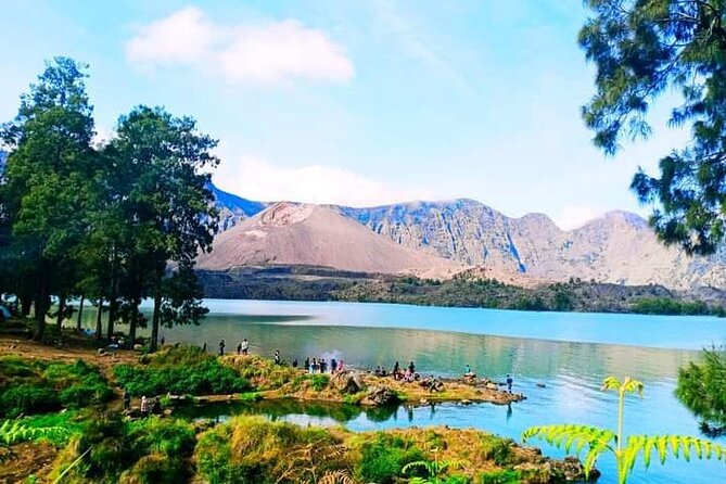 3D/2N Rinjani trekking summit,lake and hot springs. - Day 1: Sembalun Village to the crater rim