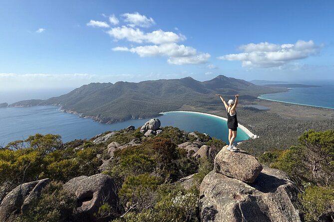4 Day Wild Tasmania Tour / Wildlife, Nature, Hiking / Inc. Accom - Day one: Russell Falls and Tasmania’s western wild country