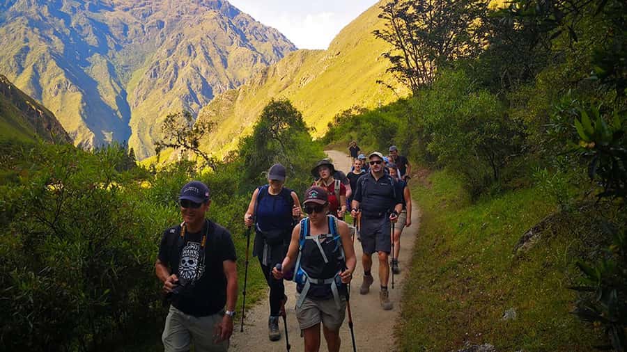 4 days/3 nights: Inka Jungle Trek to Machu Picchu - Day one: Abra Málaga to Santa María by bicycle