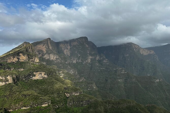 5-Day Northern Ethiopia Tour : 3D Simien Mountains Trek & Axum. - Day five: Imet Gogo, Chenek, and the drive to Gondar