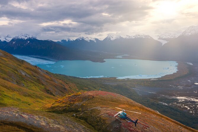 Alaska Heli Hiking - ANCHORAGE AREA - Why photographers may find the price easier to justify