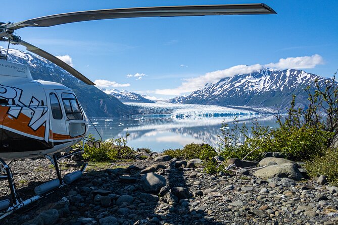 Alaska Heli Hiking - ANCHORAGE AREA - Choosing between an easy walk and a harder push