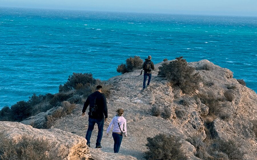 Alicante: Coastline E-Bike and Hiking Tour - From Alicante’s old center to the Mediterranean coast