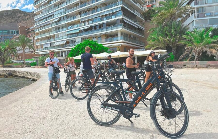 Alicante: Coastline E-Bike and Hiking Tour - What Camila brings to the ride