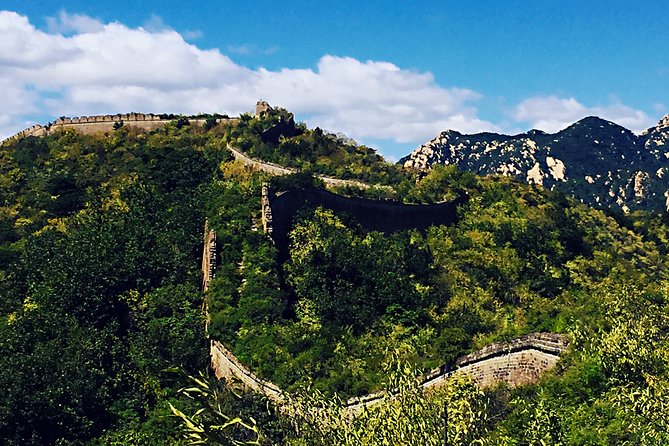 All Inclusive Private Hiking Tour from Huanghuacheng Water Great Wall to Xishuiyu - Is $209 per person a fair price?