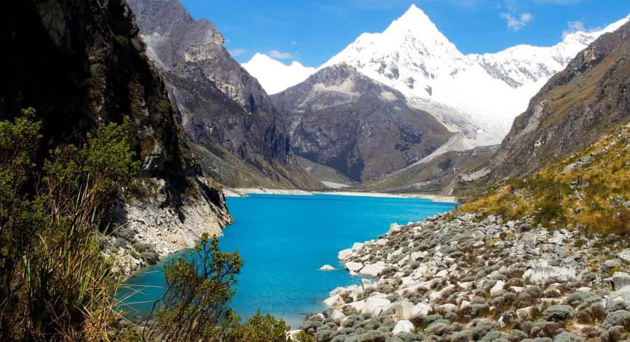 Ancash: Trekking to Paron Lagoon with Entrance | Full day| - The 8:00 departure and the road through Carhuaz