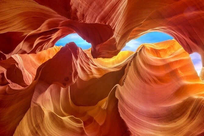 Antelope Canyon X Hiking Tour (with Option Upgrade to Photo Tour) - The first 100 meters into Canyon X