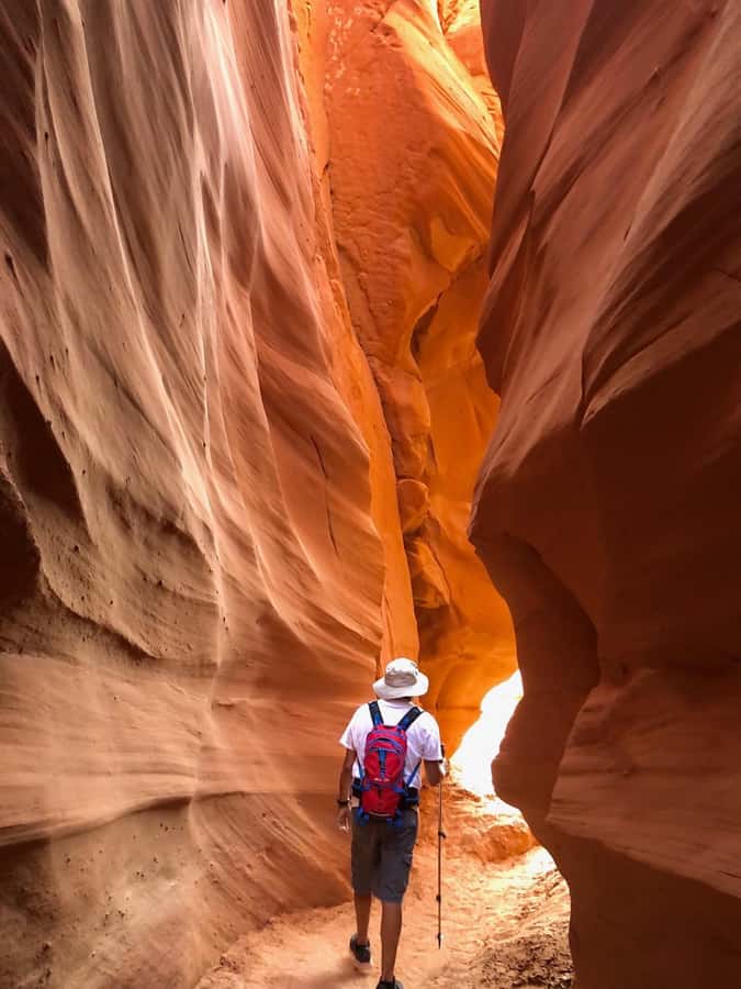 Antelope Valley: Ligai Si Anii Canyon Hiking Tour - The value of a guide who knows the area personally