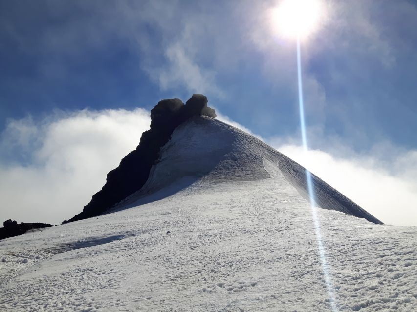 Arnarstapi: Snæfellsjökull Glacier and Volcano Hike - Why Snæfellsjökull feels different from a normal Iceland hike