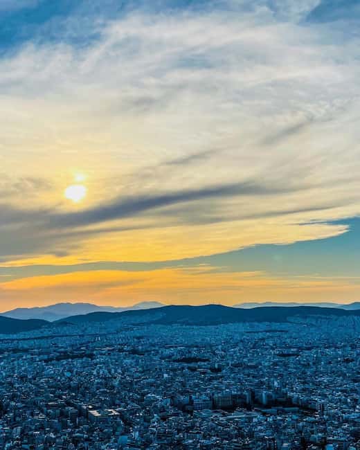 Athens: Ultimate Sunrise Hike - The first 30 minutes: leaving central Athens behind
