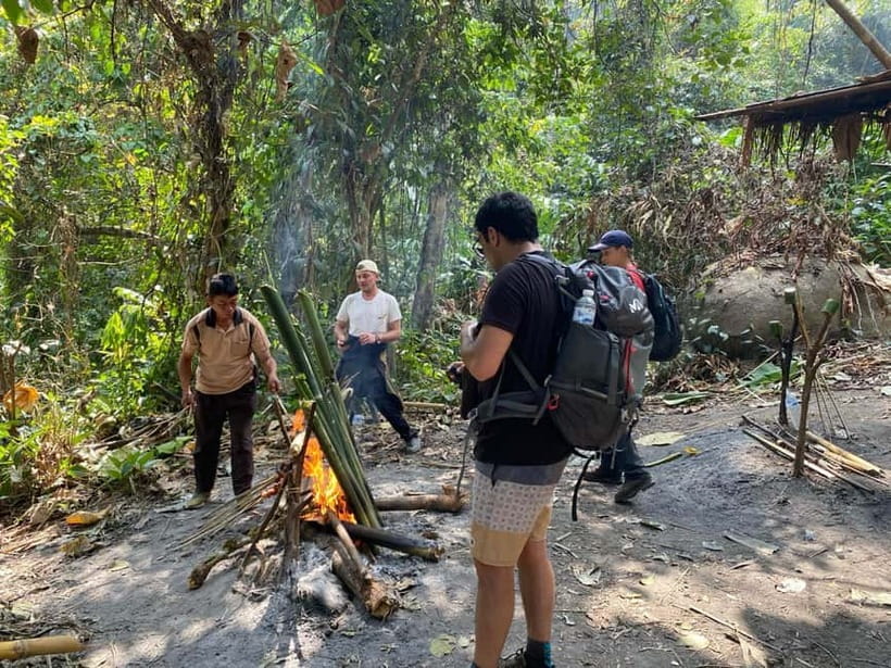 Authentic trek only walk in Chiang Rai jungle - Lisu and Chinese villages: culture before the climb