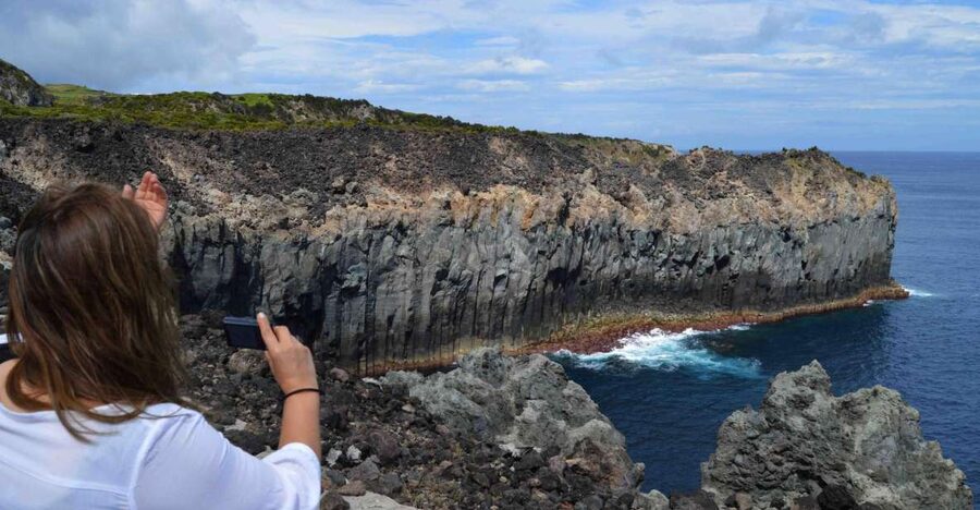 Baías de Agualva hiking - Terceira island - Why the Guide Matters