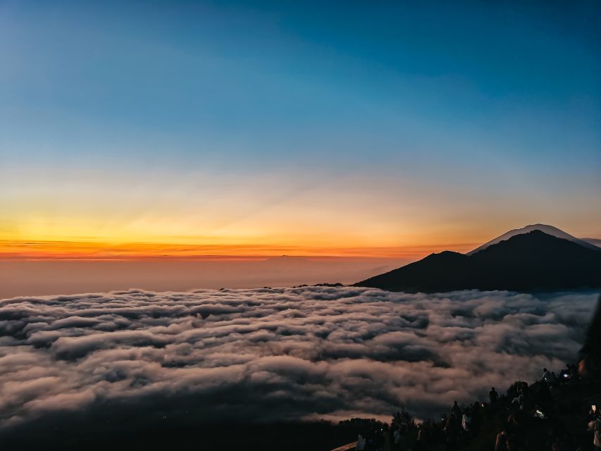 Bali: Mount Batur Guided Sunrise Trek with Breakfast - Craters, Lava Flows, and the Descent