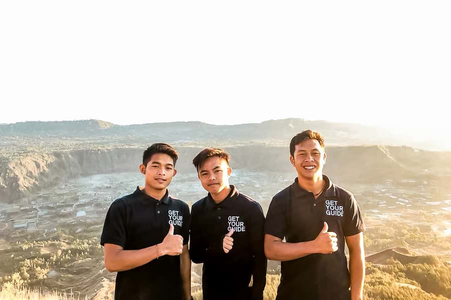 Bali: Mount Batur Sunrise Guided Hike and Natural Hot Spring - Sunrise, monkeys, and a simple breakfast