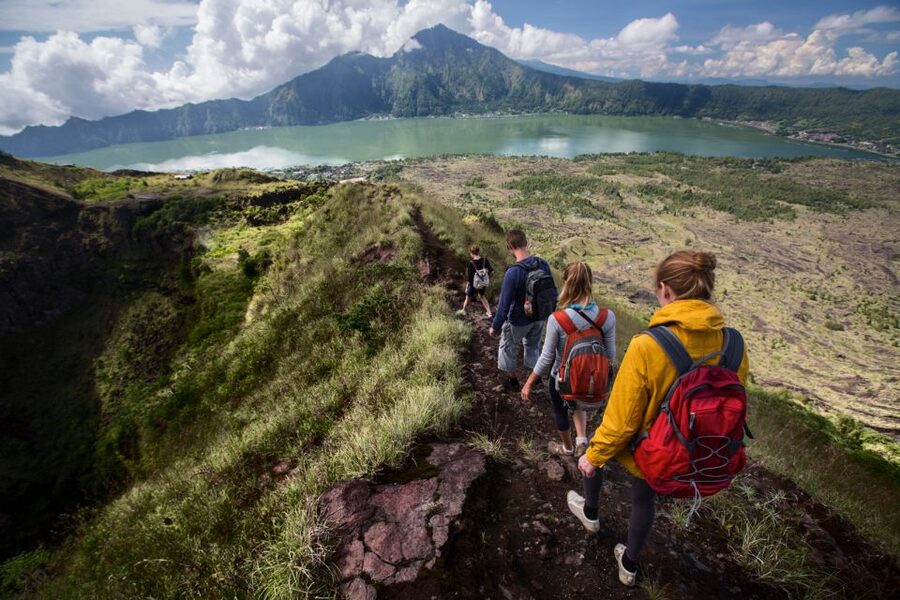Bali: Mount Batur Sunrise Trek and White Water Rafting - The Mt. Batur Lounge makes the transition easier