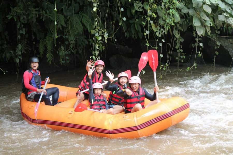 Bali: Mount Batur Sunrise Trek and White Water Rafting - Lunch comes after the hardest work