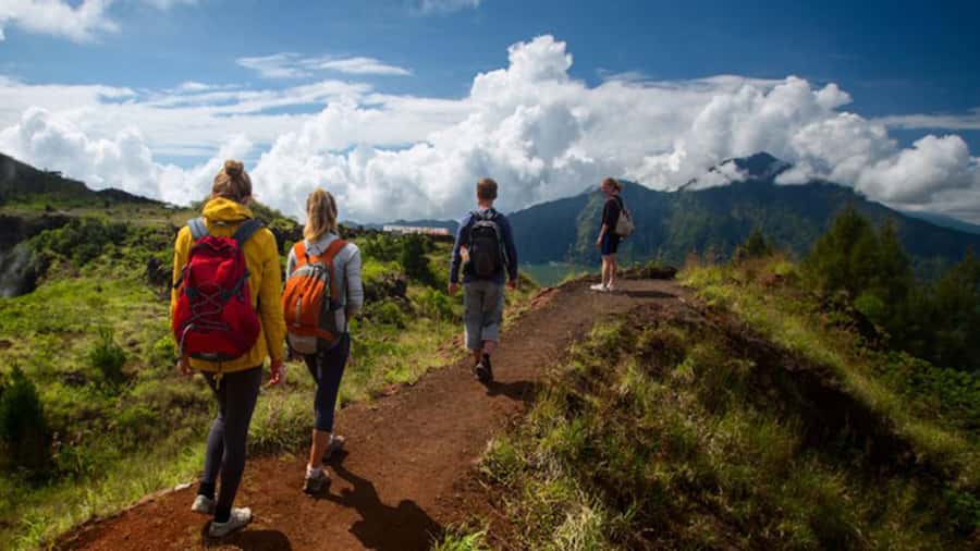 Bali: Mount Batur Sunrise Trek with A Female Guide - Your 1:30 AM to sunrise schedule