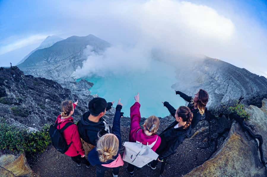 Bali or Banyuwangi: Mount Ijen Blue Fire Hiking - Key points before you book