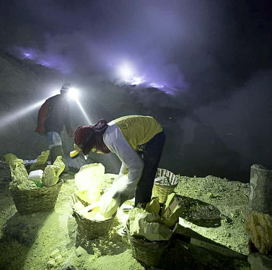 Bali or Banyuwangi: Mount Ijen Blue Fire Hiking - Who should book this Ijen hike
