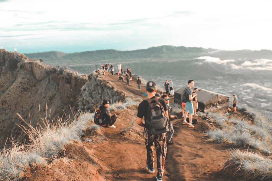 Bali: Sunrise Hike at Mount Batur with Bali Swing - Sunrise, breakfast, and views toward Lombok