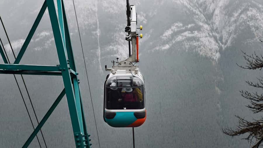 Banff: Gondola Ticket and Johnston Canyon Hiking Tour - One day from Calgary to Banff’s headline sights