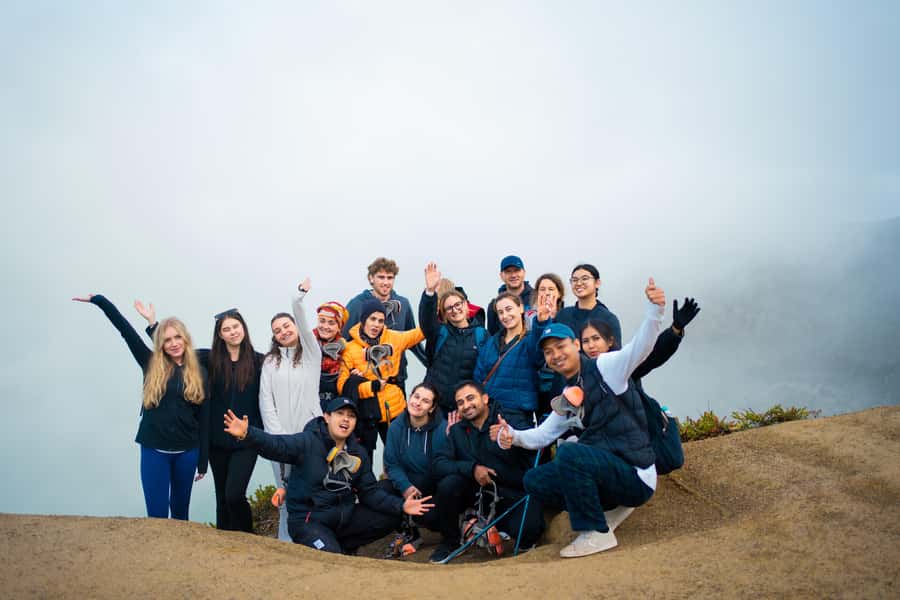 Banyuwangi: Ijen Crater Bluefire and Sunrise Guided Trek - Meeting the sulfur miners