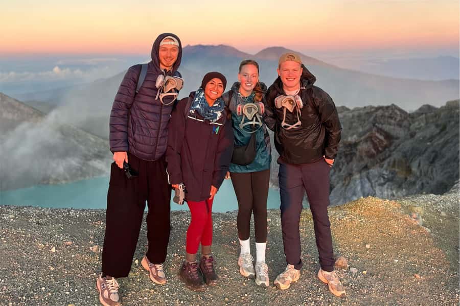 Banyuwangi: Mt. Ijen Sunrise Hike with Pickup & Health Check - What the $28 Mount Ijen tour really gives you