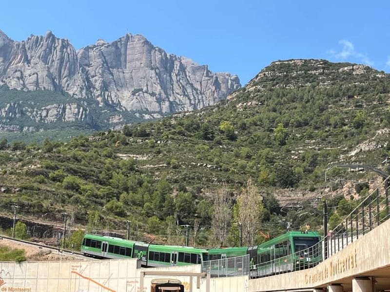 Barcelona: Early Morning Montserrat Trip with Abbey and Hike - Choosing between three walks