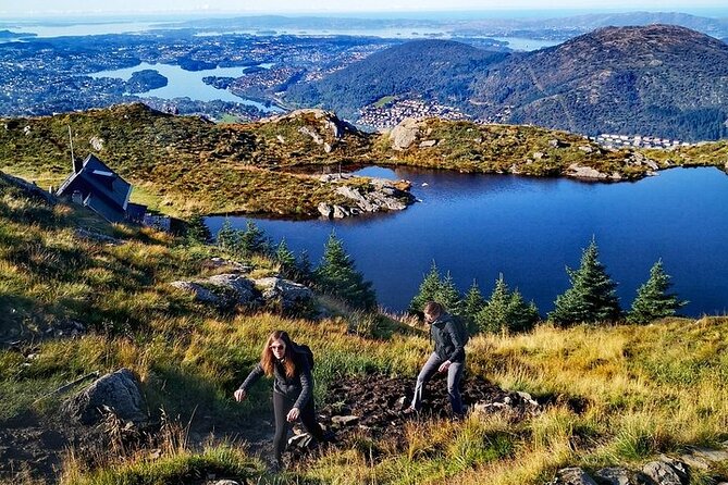 Bergen Classic Private hiking - A demanding route between Bergen’s two best-known peaks