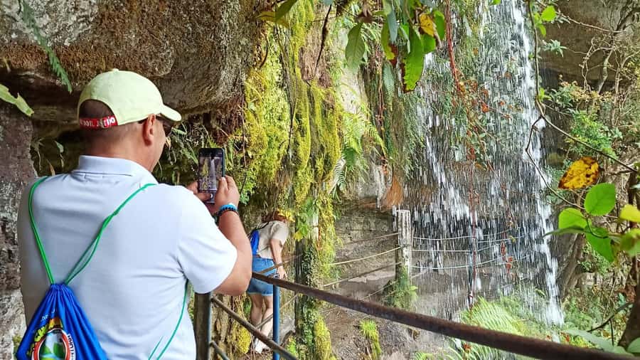 Bogota: La Chorrera Waterfall Guided Hike and Guadalupe Hill - Key points to know before you book