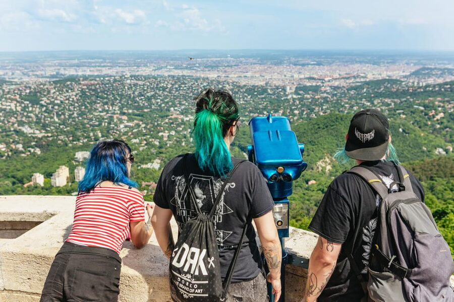 Budapest: Buda Hills Guided Hiking Tour with Optional Lunch - What Laszlo adds to the walk