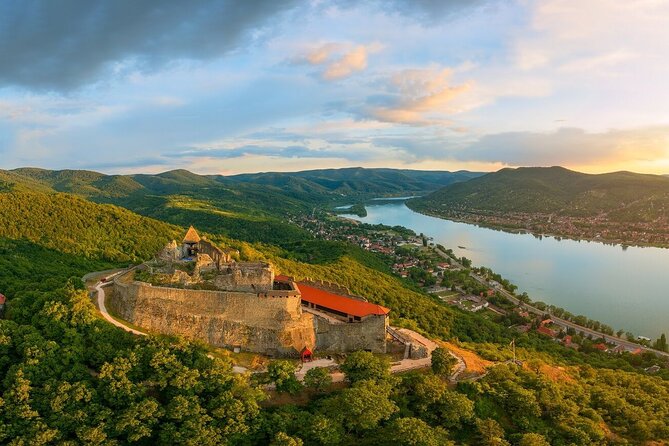 Budapest Hike to Visegrád Castle w or wo Sauna/Danube beach - Visegrád Castle above the river