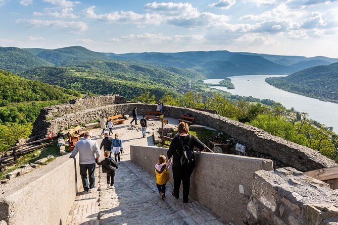 Budapest Hike to Visegrád Castle w or wo Sauna/Danube beach - What the $168.58 price covers
