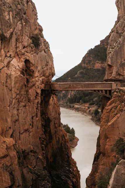 Caminito del Rey Full Experience+ 2-Hour E-Bike guided Tour - The shuttle to the northern entrance