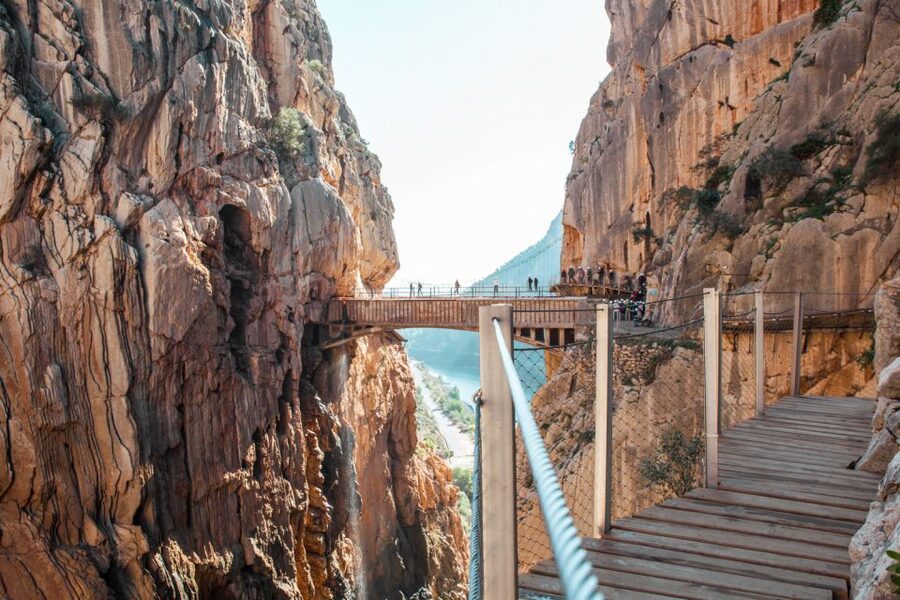 Caminito del Rey: Guided Hiking Tour with Entrance Tickets - Getting to the North Access without a last-minute scramble