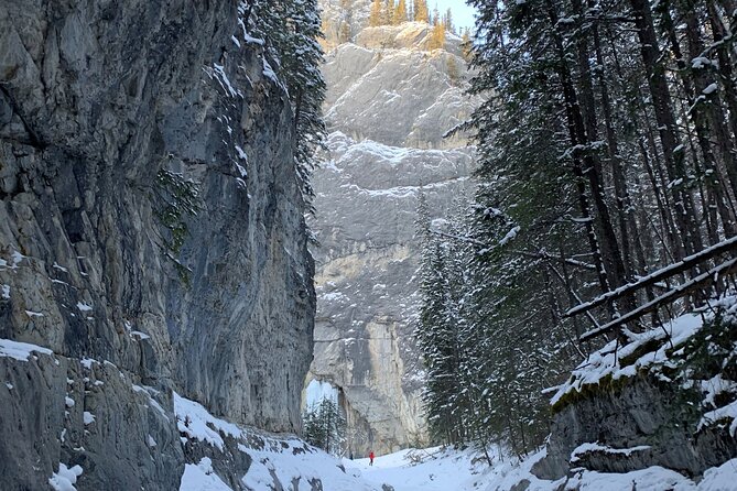 Canmore: Canyons & Cave Paintings - 2.5hr Hiking Tour - Key points to know before booking