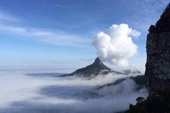 Cape Town: Kasteelspoort Hike on Table Mountain - Reaching the Table Mountain summit