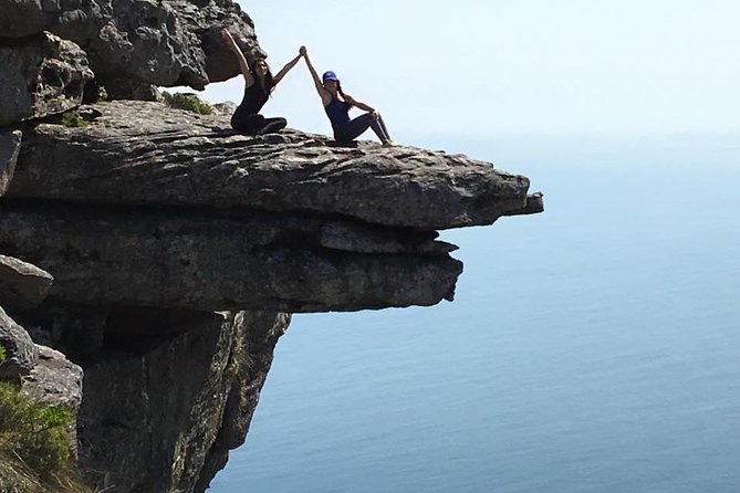 Cape Town: Kasteelspoort Hike on Table Mountain - The signature stop at Diving Board Rock