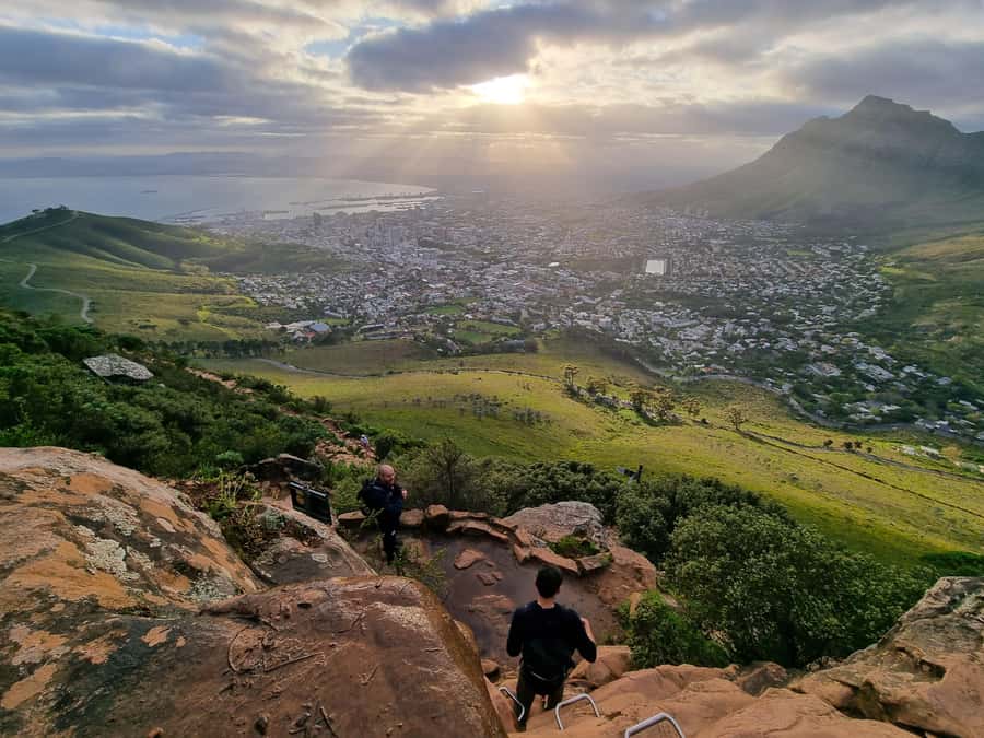 Cape Town: Lion's Head Sunrise or Sunset Guided Hike - Sunrise or sunset: choosing the right version