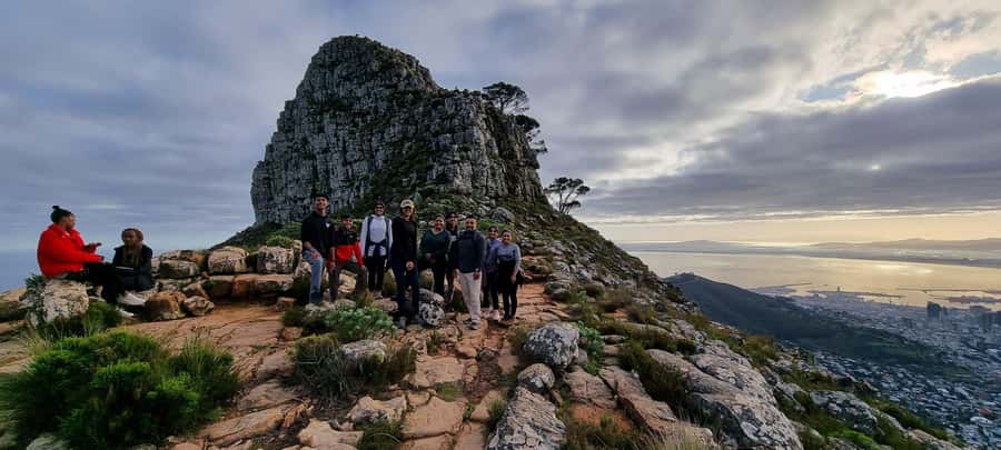 Cape Town: Lion's Head Sunrise or Sunset Guided Hike - Starting at the Lion’s Head trail
