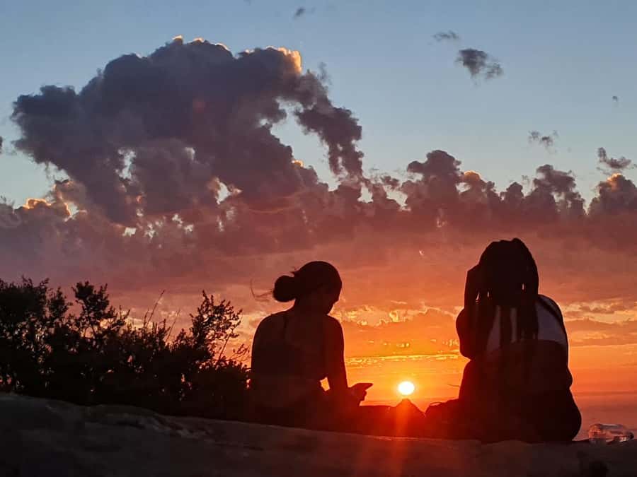 Cape Town: Lion's Head Sunrise or Sunset Hike - Practical ways to make the climb better