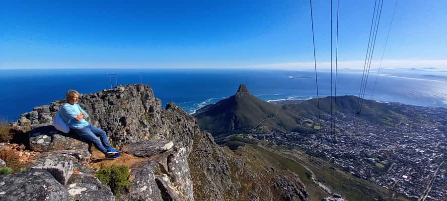Cape Town: Table Mountain Hike via India Venster Morning - The shaded ledge saves the best coast views for late in the hike
