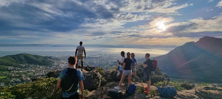 Cape Town: Table Mountain Hike with an Expert Guide - Fitness, clothing, and the parts you should take seriously